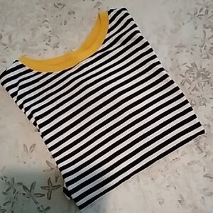 Striped Black/White Top with Gold Size XS